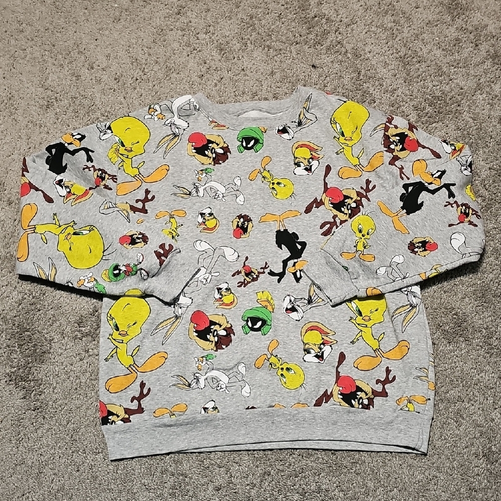 Looney Tunes Womens Crewneck Size XL(15-17)